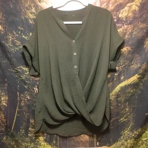 Minimalist Front Knotted Tee